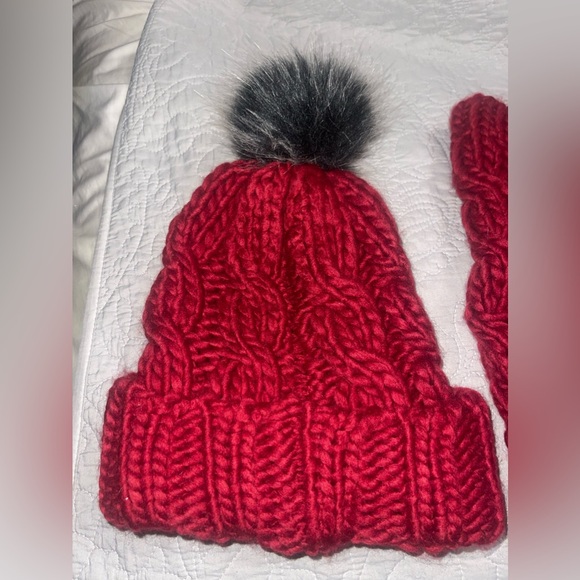 Ellen Tracy Knit Pom Pom Hat and Cowl Scarf Set - Picture 3 of 5